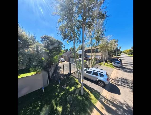 4 BEDROOM HOUSE FOR SALE IN GLEN MARAIS